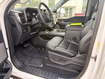 2026 Ford F-350SD Lariat DRW