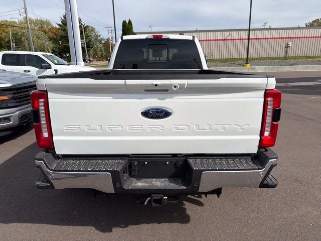 2026 Ford F-350SD Lariat DRW