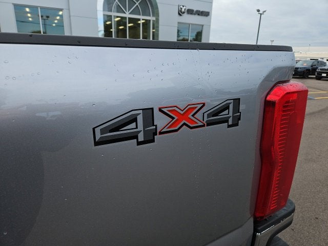2027 Ford F-350SD XLT