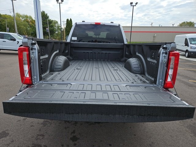 2027 Ford F-350SD XLT