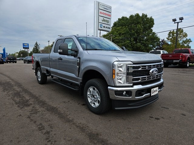 2027 Ford F-350SD XLT