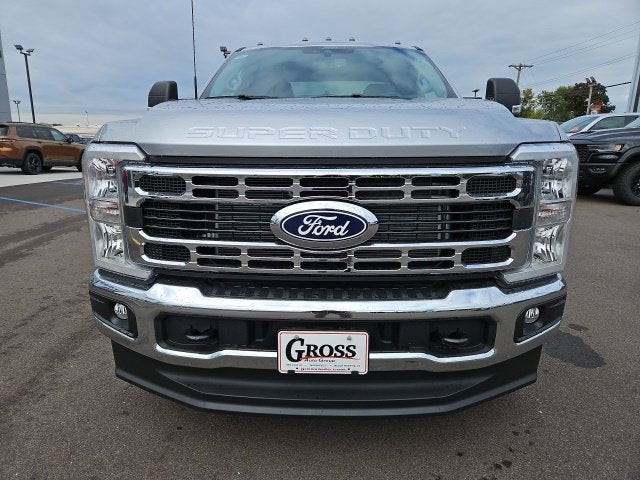 2027 Ford F-350SD XLT
