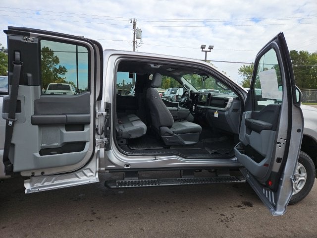2027 Ford F-350SD XLT