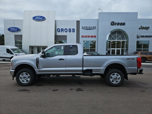 2027 Ford F-350SD XLT
