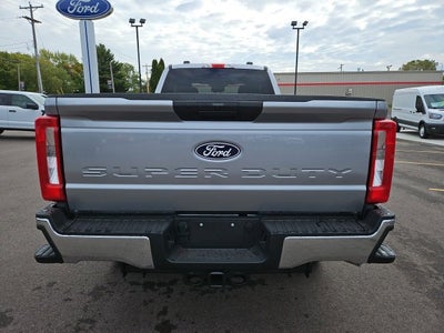 2027 Ford F-350SD XLT
