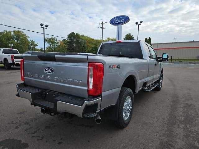 2027 Ford F-350SD XLT