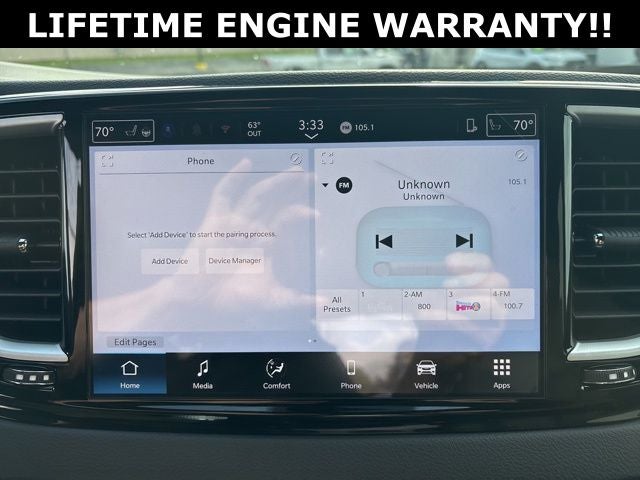 2025 Chrysler Voyager LX