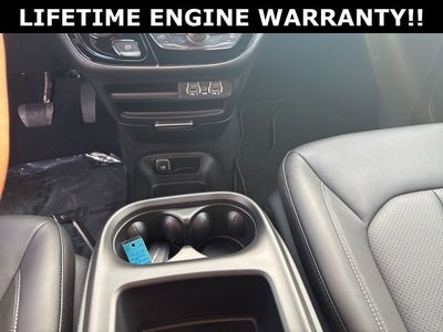 2025 Chrysler Voyager LX